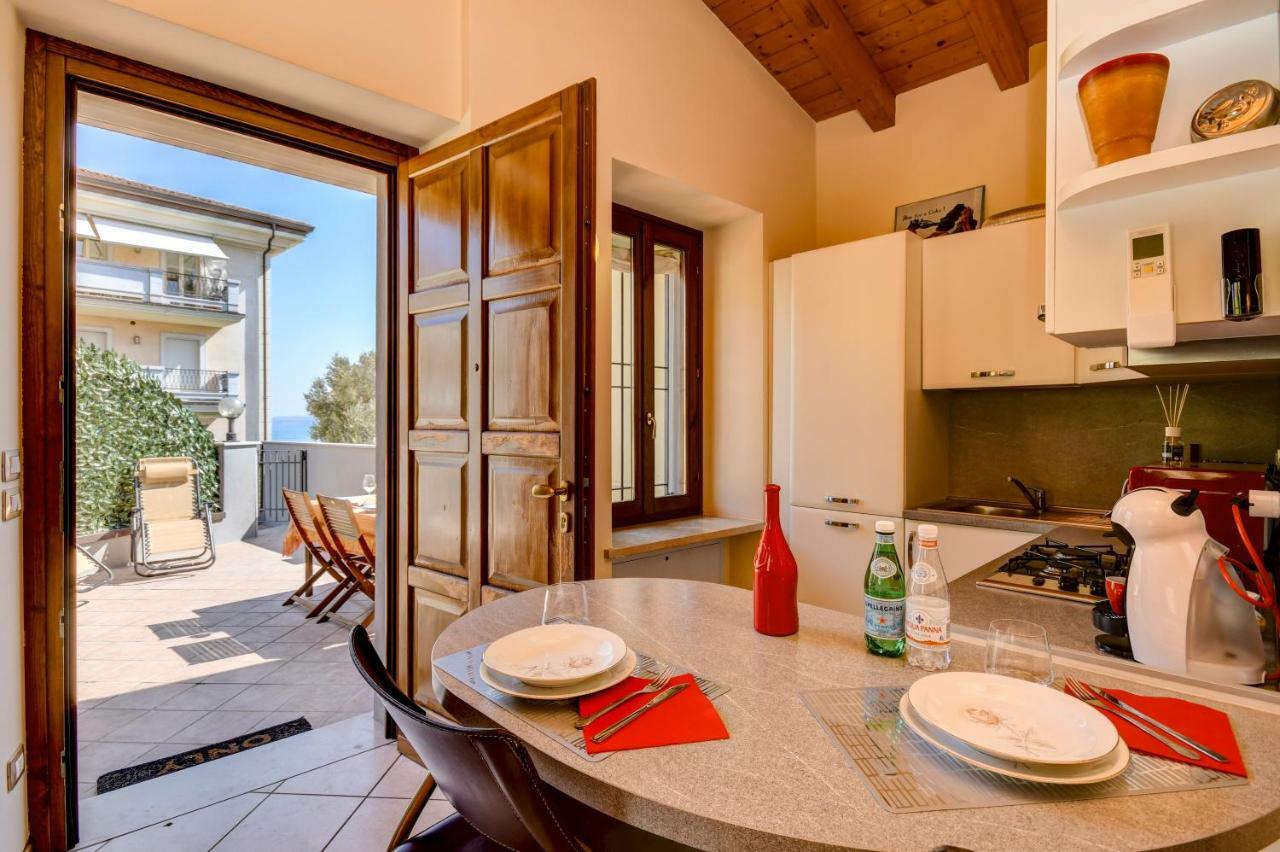 Catullo Apartments Sirmione Extérieur photo
